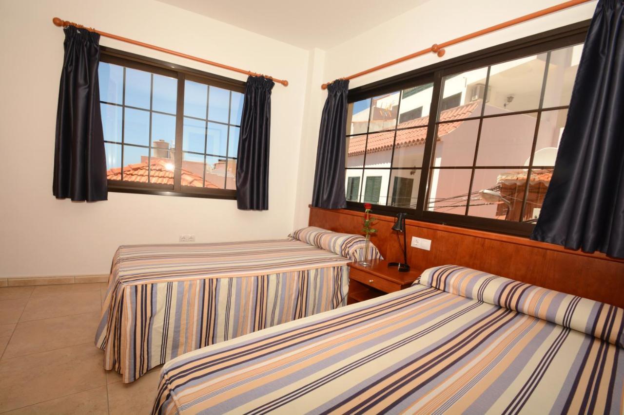 Apartamentos Andrea Calera Exterior photo